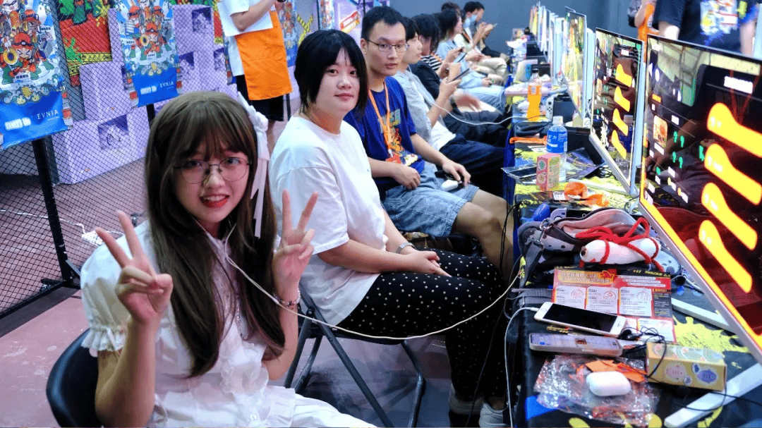 全国首届百人斯普拉遁3线下打工比赛「EVNIA魔都大型跑EX」完结撒花！