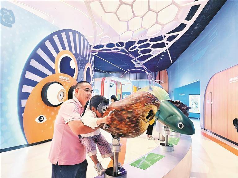 记者探营深圳科学技术馆：设有四大常设展厅，950个创新展项，数量居国内科技馆前列